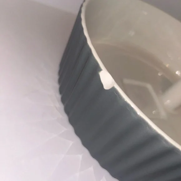 Gray and White Ceramic Pet Fountain - Picture 3 of 8